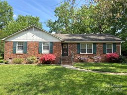 4614 Cloverdale Avenue