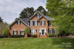 4407 Mountain Cove Drive