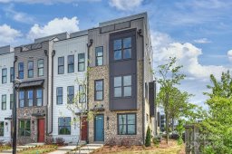 1949 Dunavant Street