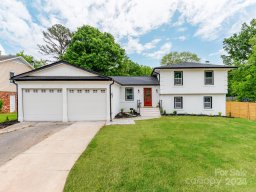 6322 Bridlewood Lane