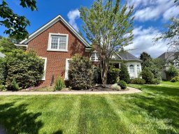 9604 Royal Colony Drive