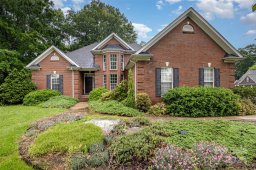 2900 Dahlonega Court