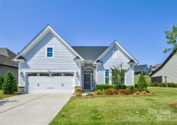 82139 Standing Oak Drive