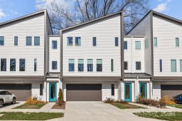 1553 Pinecrest Avenue