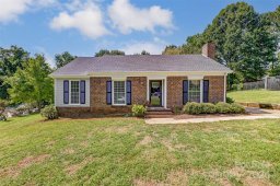 5438 Green Moss Lane