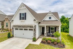 1018 Scotch Meadows Loop