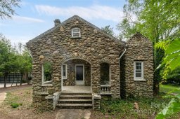 1 Griffing Boulevard