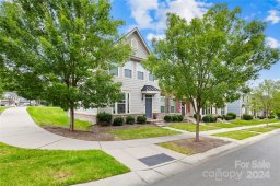 1732 Fleetwood Drive