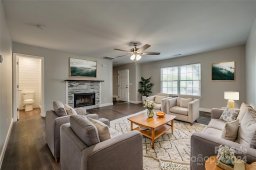 1417 Swaying Branch Lane