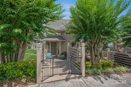 13919 Queens Harbor Road