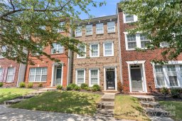 9908 Kings Parade Boulevard