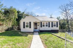 2446 Columbus Circle