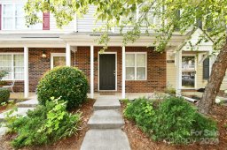 5167 Ficus Tree Lane