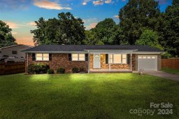 2514 Cove Creek Drive