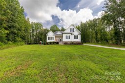 2615 Moon Creek Lane