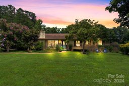 6114 Northlakes Drive