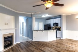 8587 Carolina Lily Lane