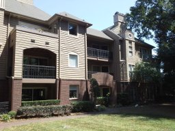 1109 E Morehead Street