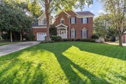 16013 Prestwoods Lane