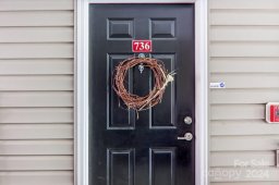 736 Appeldoorn Circle