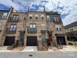 2827 Grand Union Way