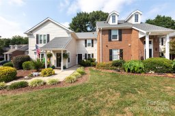 9212 Kings Canyon Drive