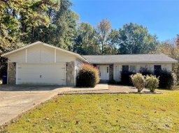 8800 Crestwood Drive