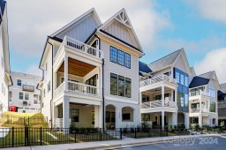 1332 Portofino Place