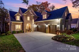 2522 Green Point Lane