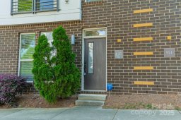 947 Warren Burgess Lane