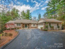 316 Sweetbriar Drive