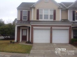 9048 Mcalwaine Preserve Avenue