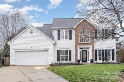 4694 Nw Dalton Court