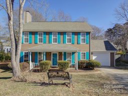 10907 Gladewater Drive