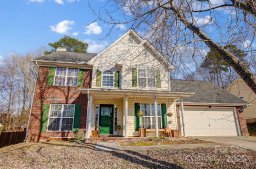 502 Long Creek Parkway