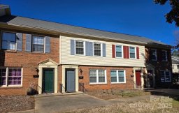 4618 Old Lantern Way