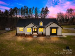 4011 Brandy Creek Court