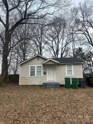 3931 Bearwood Avenue