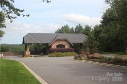 330 E Settings Boulevard