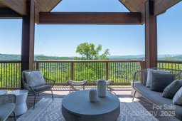 21 South Point Drive