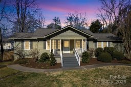 204 S Johnson Street