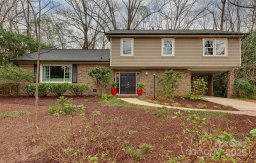 6523 Tall Oaks Trail