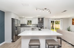 9105 Touchstone Lane