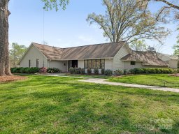 3301 Mountainbrook Road