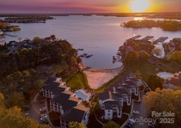 17811 Half Moon Lane