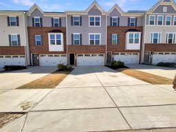 2557 Grantham Place Drive