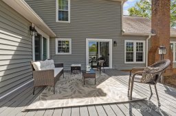 2439 Heathershire Lane