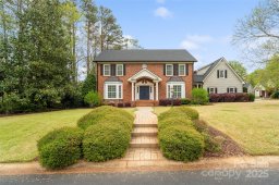 1736 Cavendale Drive