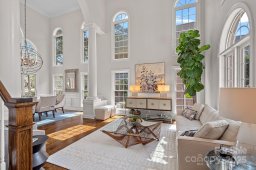 18418 Turnberry Court