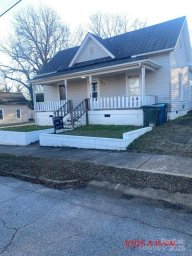 421 E Cemetary Street